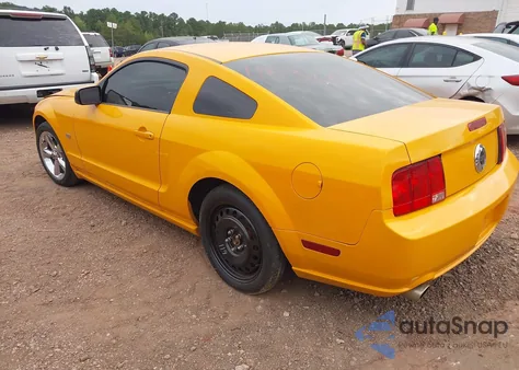 2008 Ford Mustang Gt Deluxe/Gt Premium из США, поврежденный, VIN 1ZVHT82HX85110366